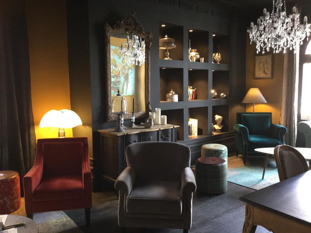 Hotel Du Commerce モントーバン エクステリア 写真